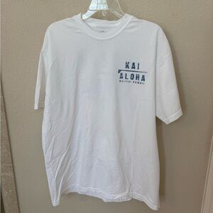 White Kai Aloha Graphic Tee. Size XL.